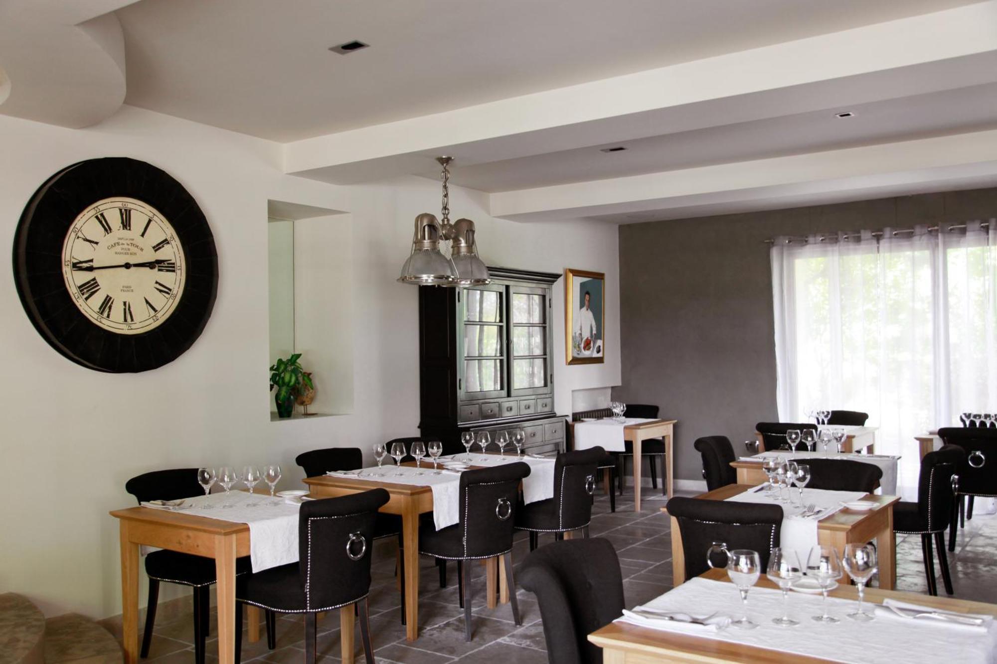 Le Pre Du Moulin - Maison Alonso - Hotel & Restaurant Sérignan-du-Comtat Εξωτερικό φωτογραφία
